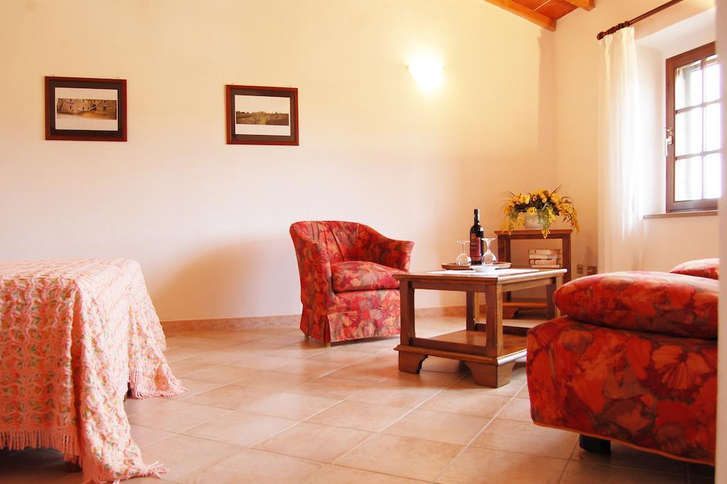 Le Valli Aparthotel Pomarance Exterior photo